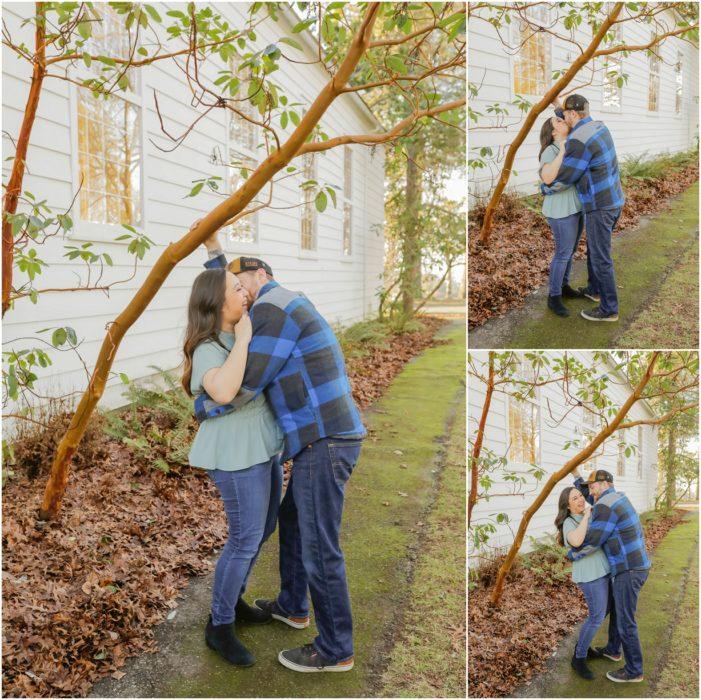 Sam Tyler 037 701x700 Discovery Park Seattle engagement session