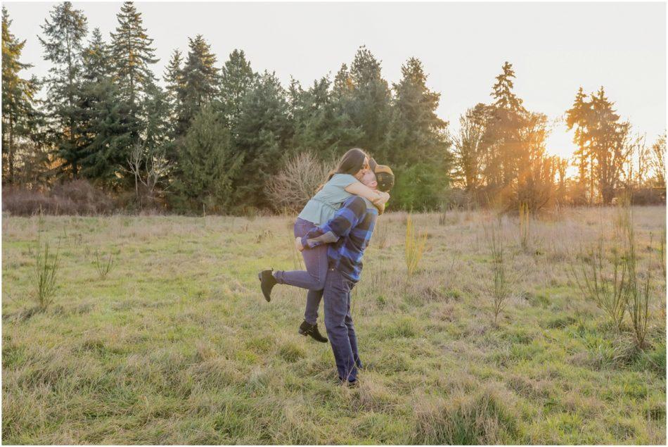 Sam Tyler 094 950x635 Discovery Park Seattle engagement session