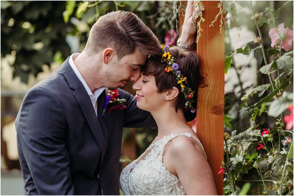 Carey Gardens Colorful Summer Wedding 0022 1 950x634 Carey Gardens Colorful Summer Wedding.